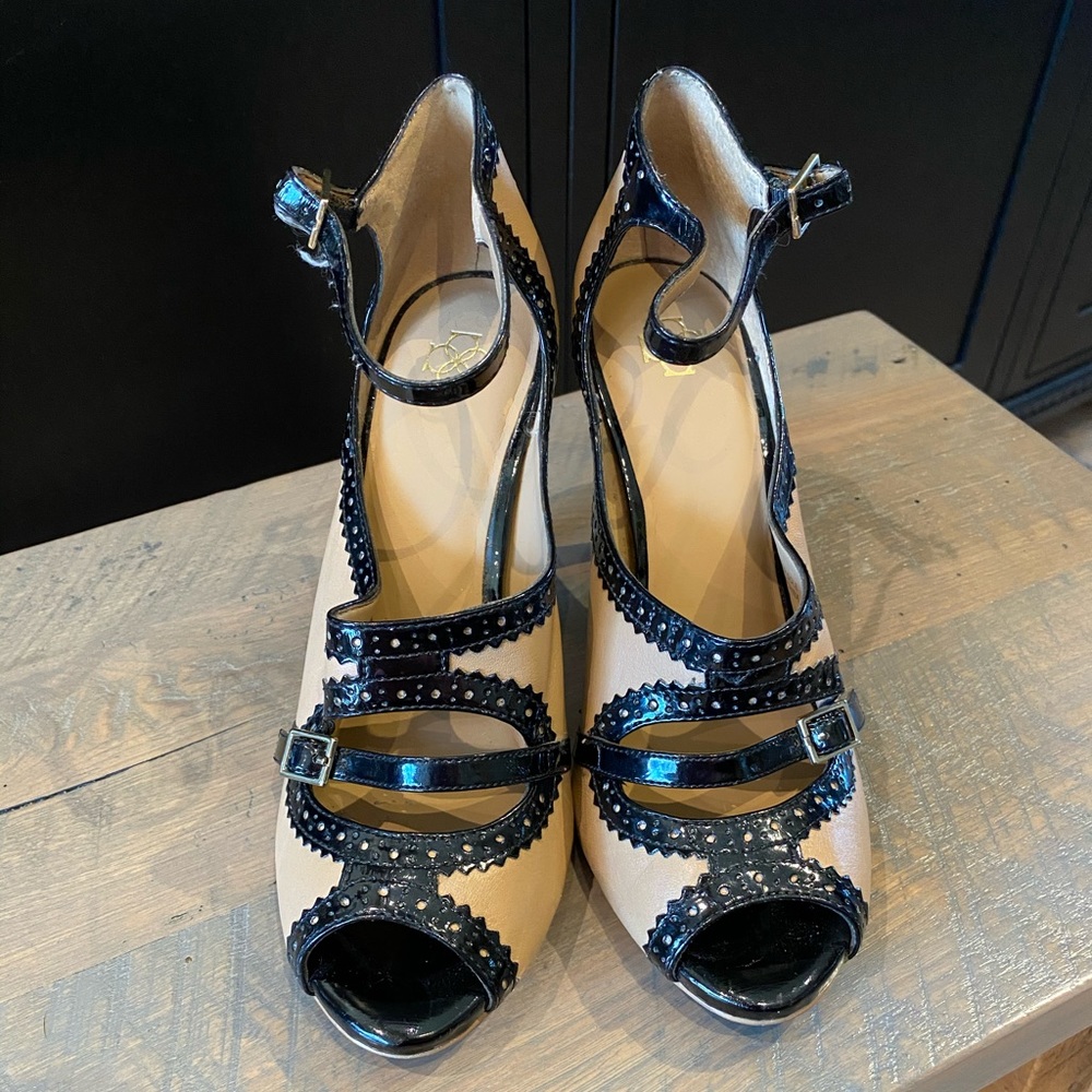 Ann Taylor heels